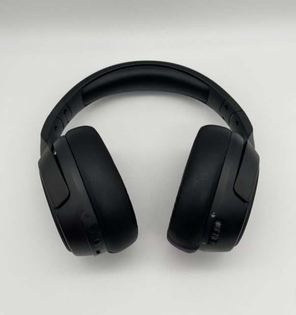 HyperX Cloud Flight S – Kabelloses Gaming Headset im Test 1 HyperX Cloud Flight S 4 scaled e1606829068481